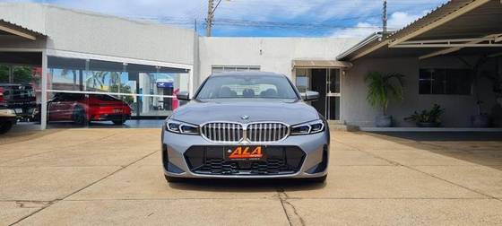 BMW 320i 2.0 16V TURBO FLEX M SPORT AUTOMÁTICO BMW 320i 2.0 16V TURBO FLEX M SPORT AUTOMÁTICO